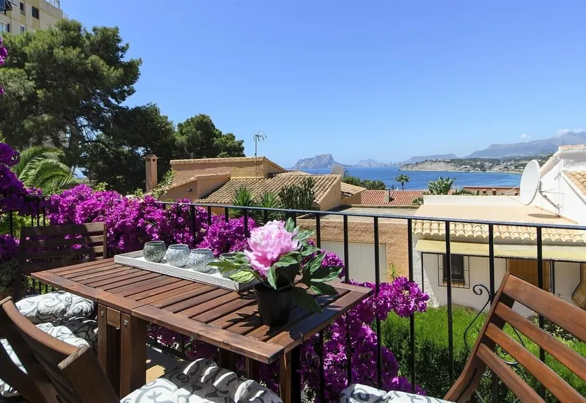 Ferienhaus \"Vista Bahia\" mit Meerblick, privatem Pool und WLAN - Image 1