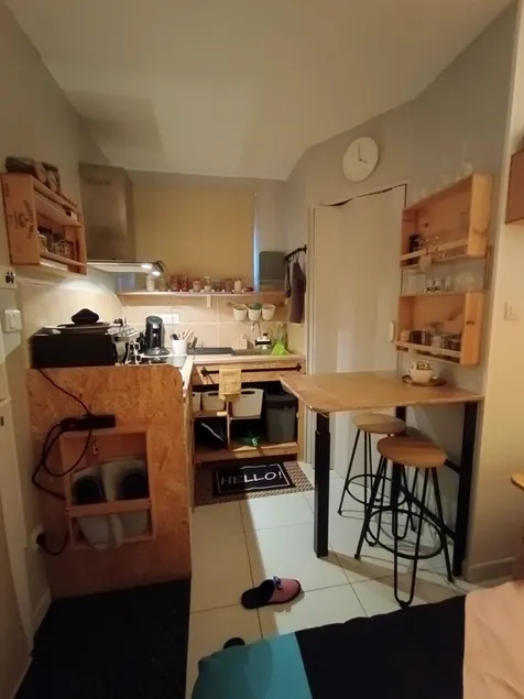 10-square-meter studio apartment + 18-square-meter terrace + Pool + Private parking  - Image 1