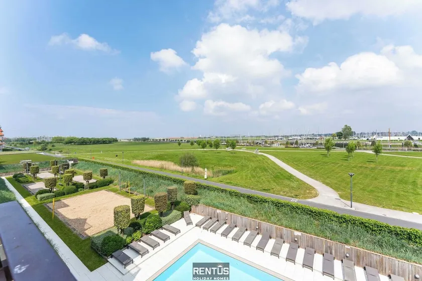 Seange - with beautiful view and many facilities - Image 1