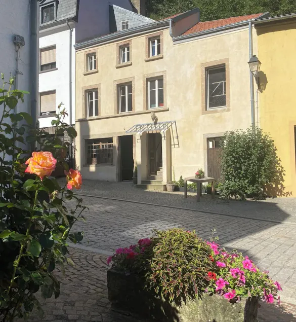 Historic Holiday Home 'beim Mulles' in old Town Vianden - Image 1