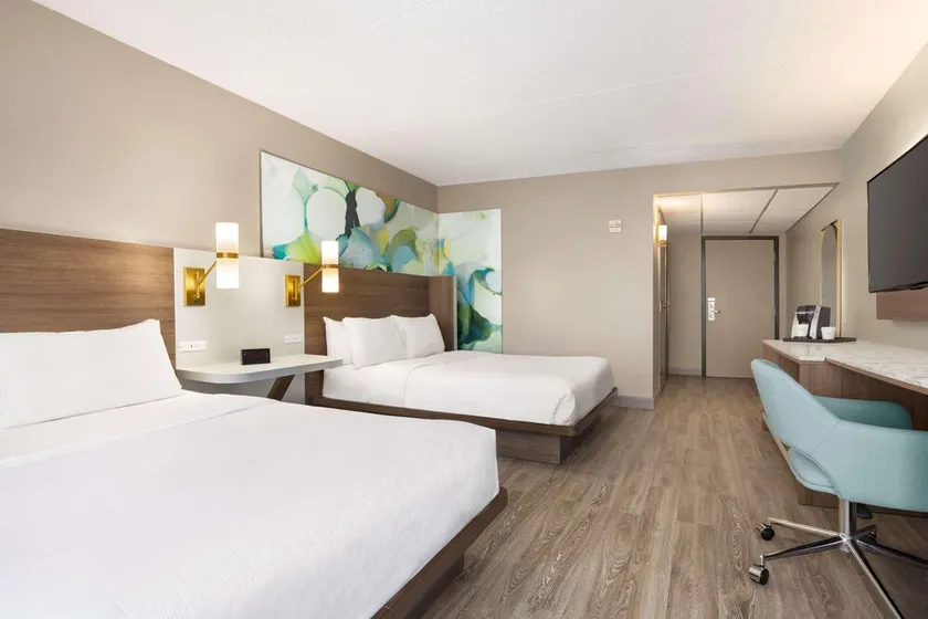 Wyndham Garden Totowa - Image 1