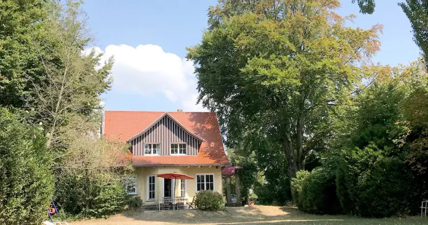 House on the lake - Absolute rarity, cozy house with private lake access - Image 1