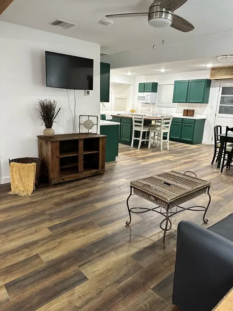 Cookies Cottage , 3 bedroom 2 bath cottage - Image 1