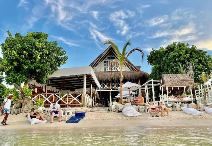 Handsome! Beach Hotel - Punta Arena, Tierra Bomba Island - Cartagena - Image 1