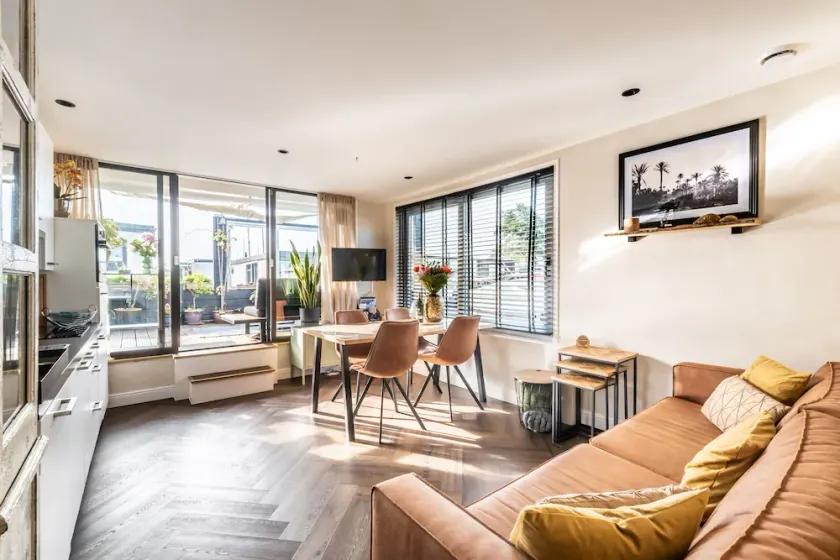 Luxury Watervilla Near Amsterdam And Schiphol - Image 1