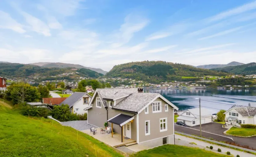 Hardangerfjord hideaway - luxury heritage home near Norheimsund, Kvam - Image 1
