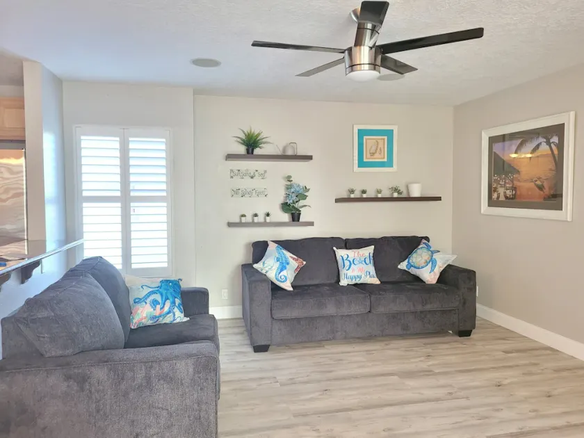 On the Sand - Oceanfront - Dream Location - Image 1