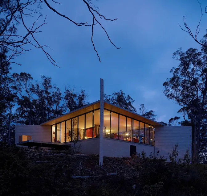 Rocky Hills Retreat - Tasmanian Off-Grid Luxury - Image 1