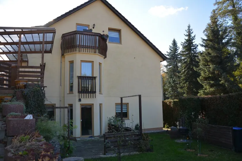 Vivere in campagna e vicino alla città - Image 1