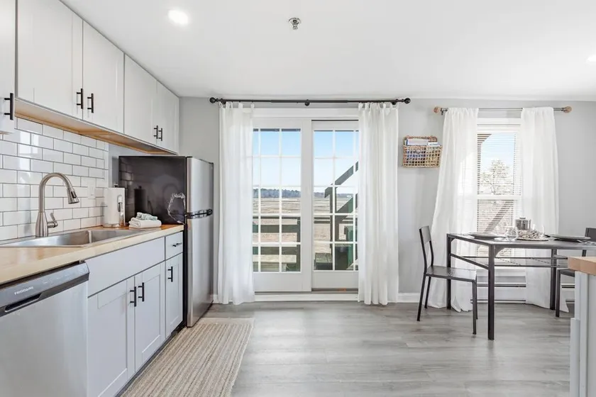 Serene Pine Point Escape — 1 Block to Beach, Marsh Views & Portland - Image 1