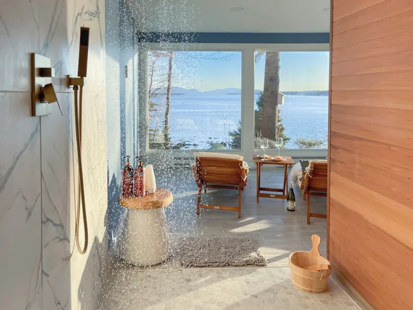 Lucky Stone Retreat - private beach & Acadia view - Image 1