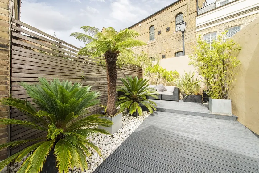 Georgian House on a very quiet and historic street w/ Garden & Tempur Beds - Image 1