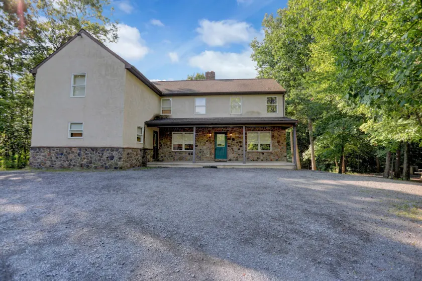 Quiet mountain home in Juniata County  - Image 1