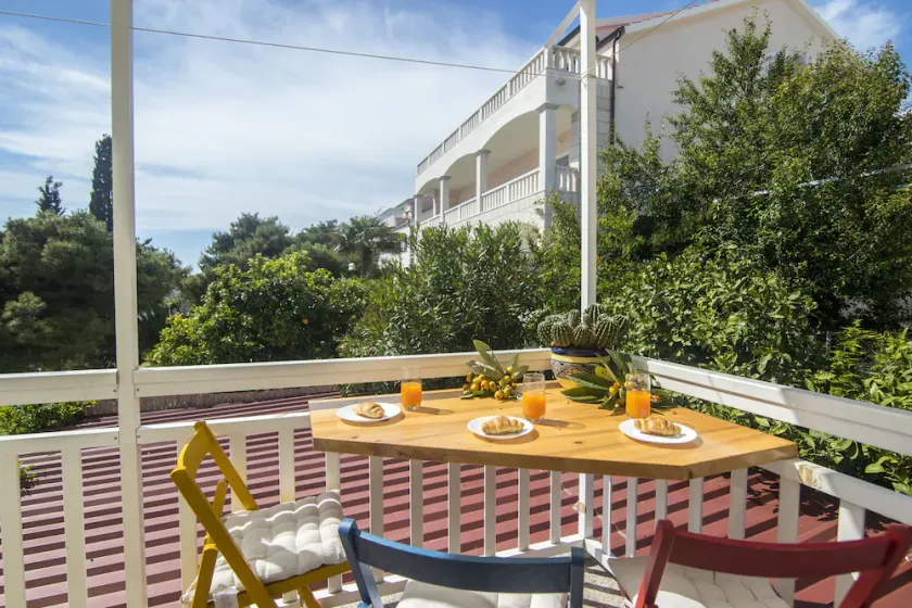 Apartments and Rooms Nikol (67161-A2) - Hvar - island Hvar - Image 1