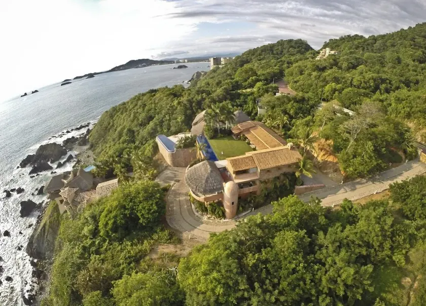 Résidence luxueuse et familiale avec une vue illimitée sur l'océan Pacifique! - Image 1