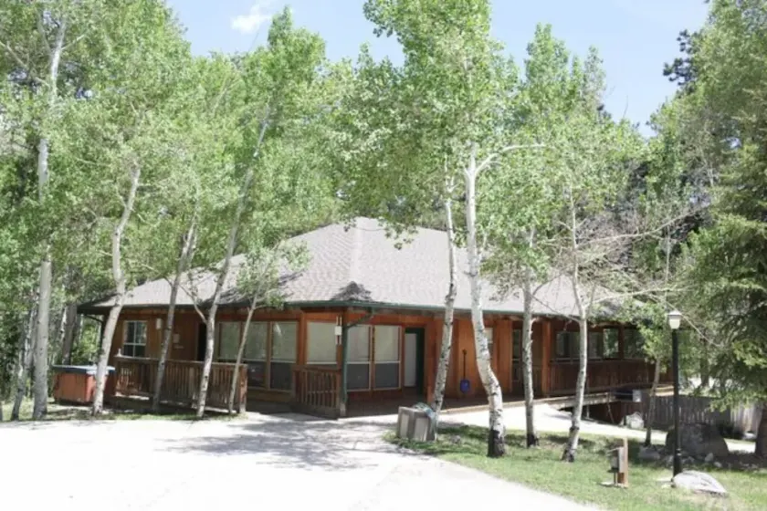 Mt.  Columbia Chalet at Creekside Chalets - Image 1