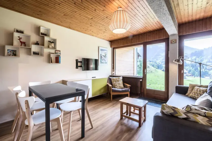 Residence Noisettes - 2 bedrooms, terrace South, parking - Image 1