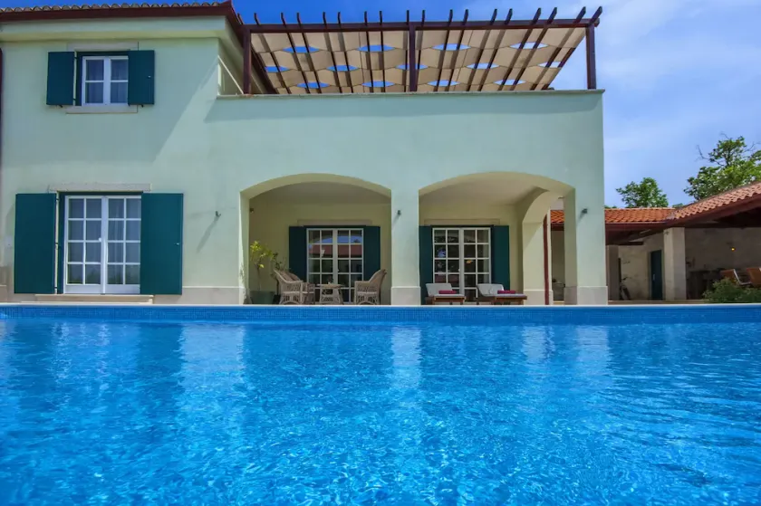 5 * Villa di charme con grande piscina riscaldata, 2 campi da tennis, idromassaggio - Image 1