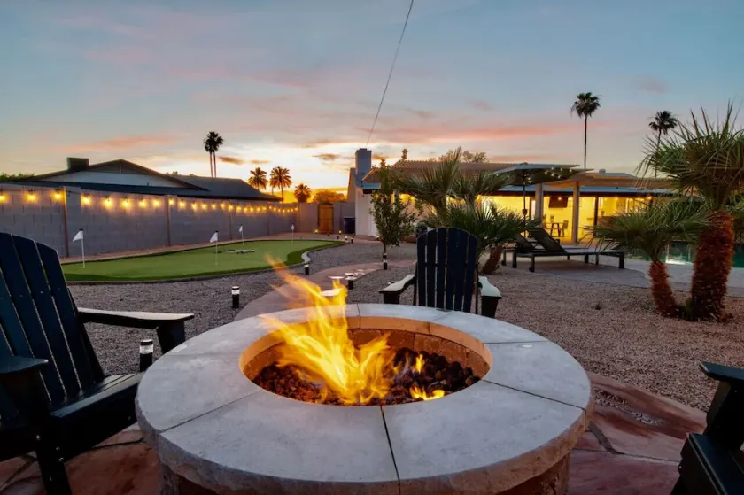 Massive Backyard - Pool, Hot Tub, Putting Green, & Fire Pit - Image 1
