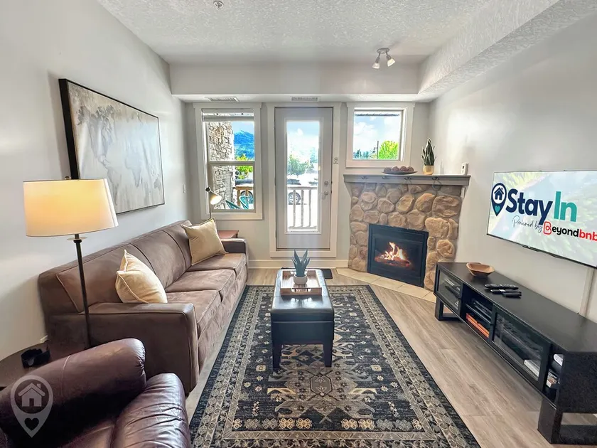 2 BDRM / Hot Tub & Pool / AC / Fireplace - Image 1