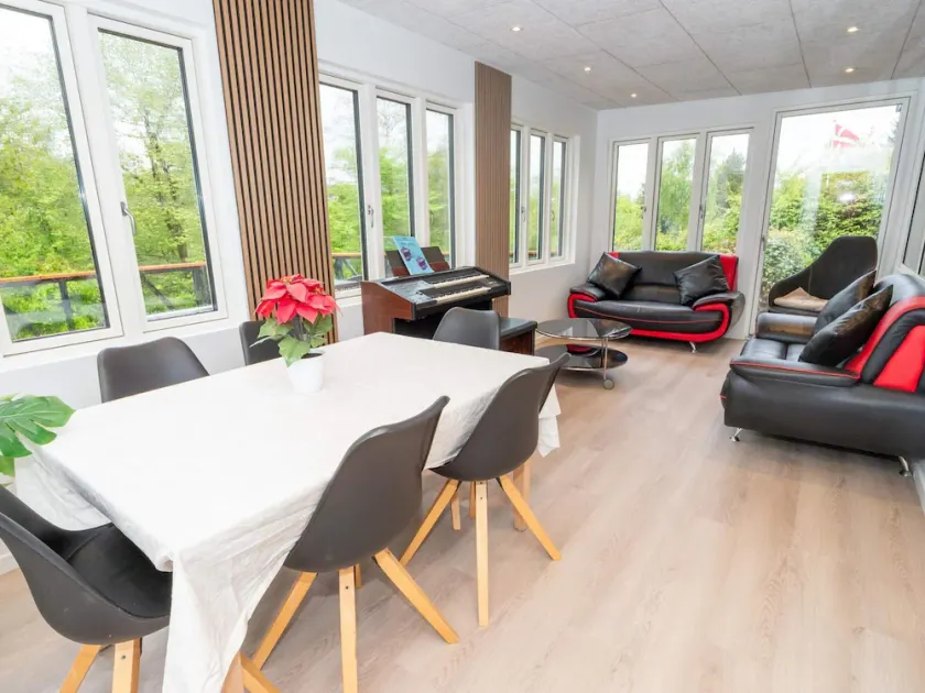Luxurious Holiday Home in Struer Jutland With Garden - Image 1