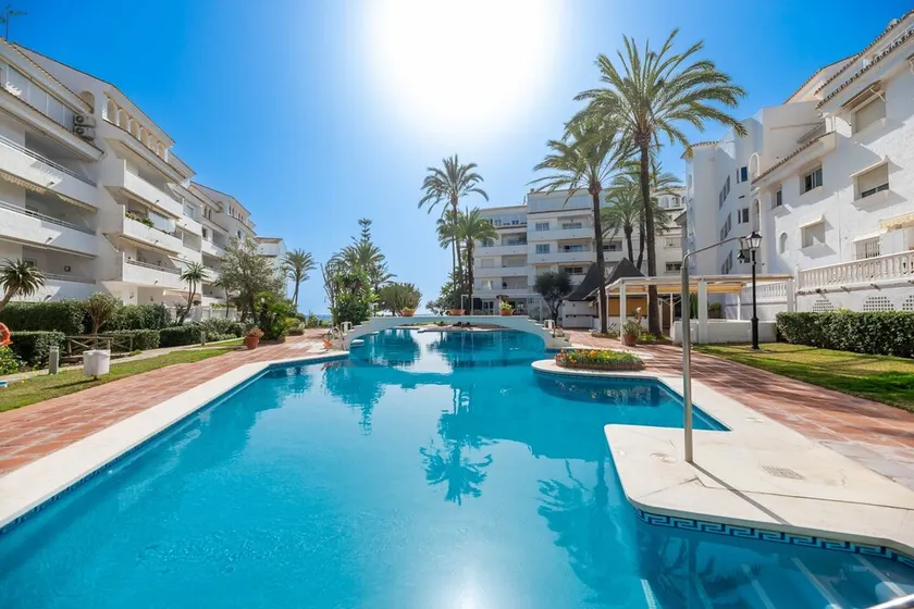 Beach apartment Marbella - Image 1