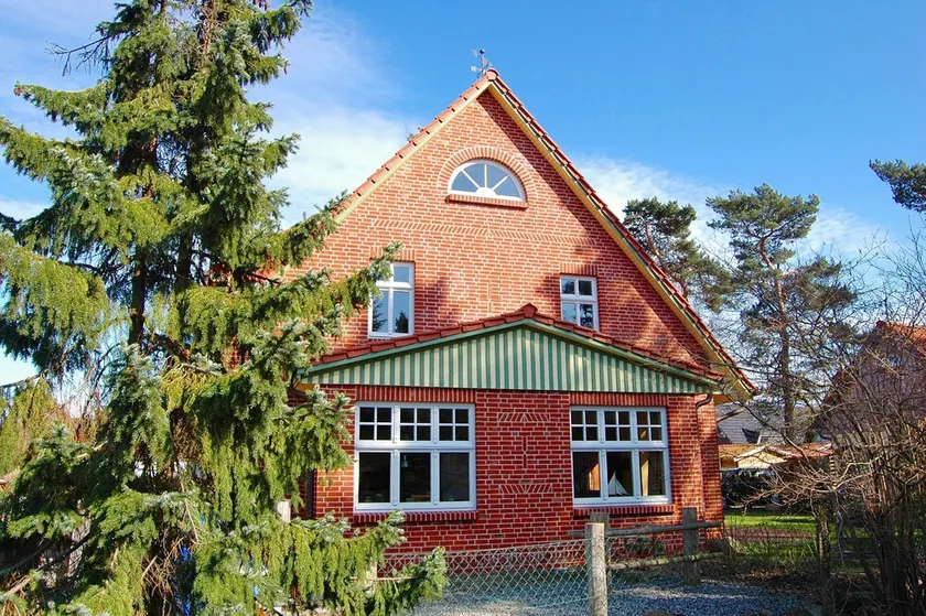 Live like a captain in an exclusive brick house by the Darßwald forest - Image 1