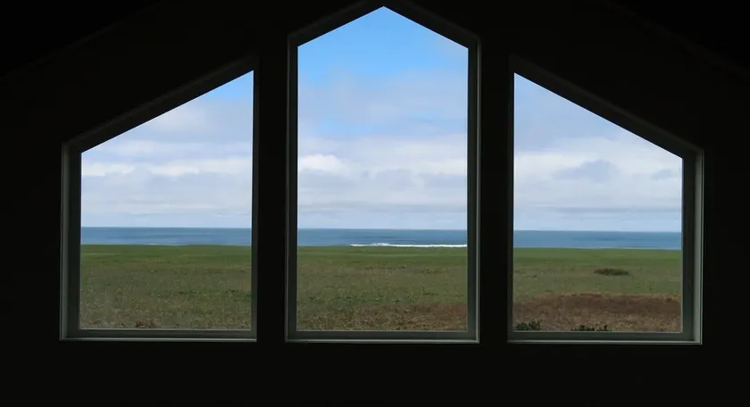 ERSTAUNLICHE AUSSICHT + UNGLEICHER KOMFORT = DER PERFEKTE RÜCKZUG - Image 1