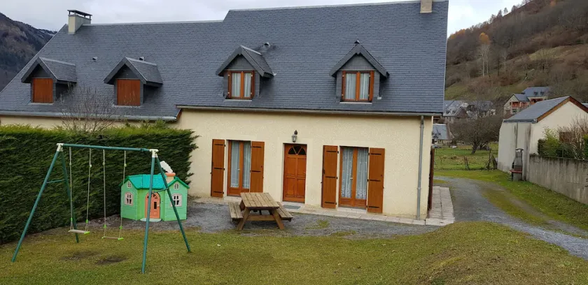Spaziosa casa nel villaggio di Loudenvielle per 8 persone classificate 4 * - Image 1