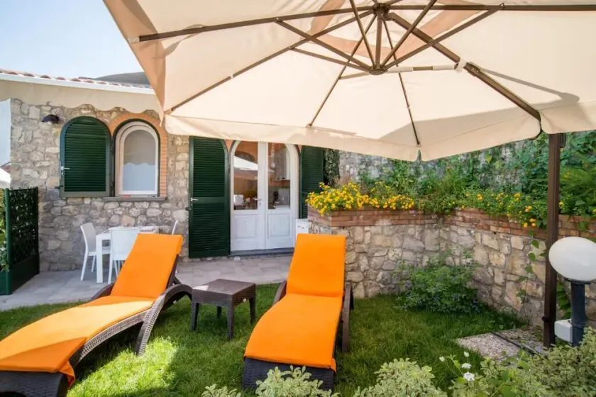 Villa Mami Luroviga - Image 1