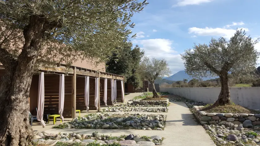 Hôtel Ascosa Aventure - Image 1