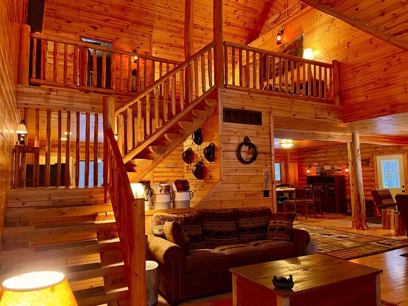 10 Acres - Hot Tub - Groups. Enchanting serenity, fun, nature & spaciousness. - Image 1