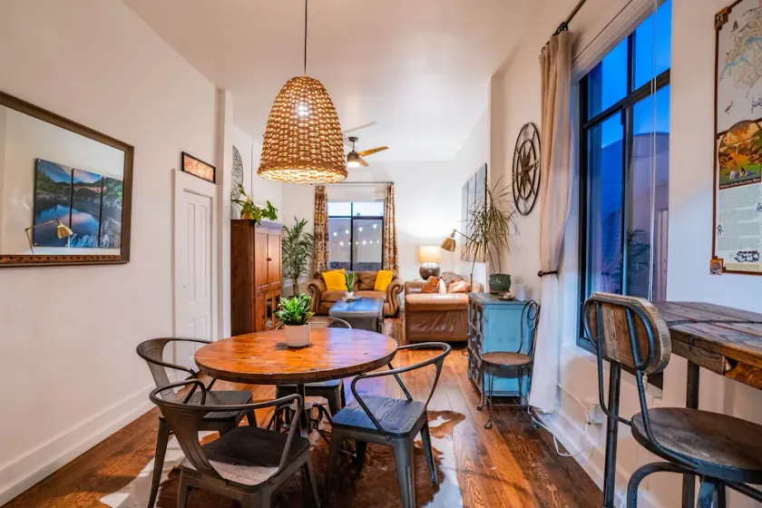 Nyrenoverat loft / lägenhet 1889 beläget i Historic Downtown Auburn - Image 1
