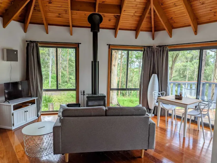 Romantic Cabin Escapes Barrington Tops - Lorikeet - Image 1