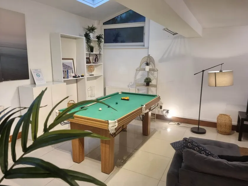 Ty Glas Mews (2 beds) - Image 1