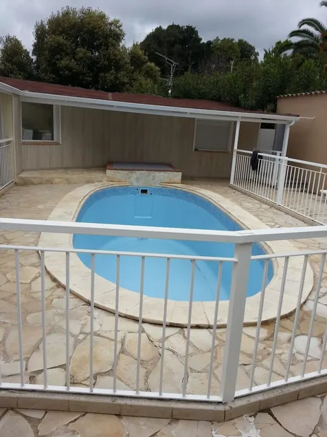 Udlejning lav villa med pool nær havet (Bastelicaccia) - Image 1