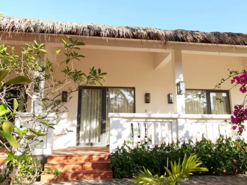 ALLEZBOO HOMESTAY-FRENCH COLONIAL-STYLE RESORT - Image 1