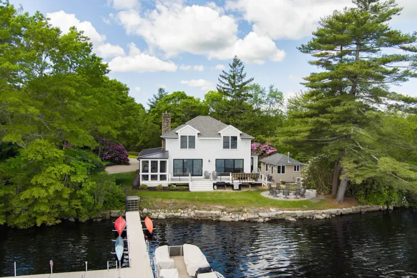 The Lakehouse East Freetown - Image 1