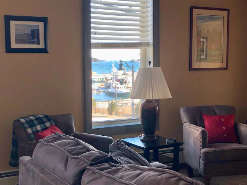 Wunderschönes 2BR Loft mit Blick auf die Bucht und den Hafen von Eastport - Image 1