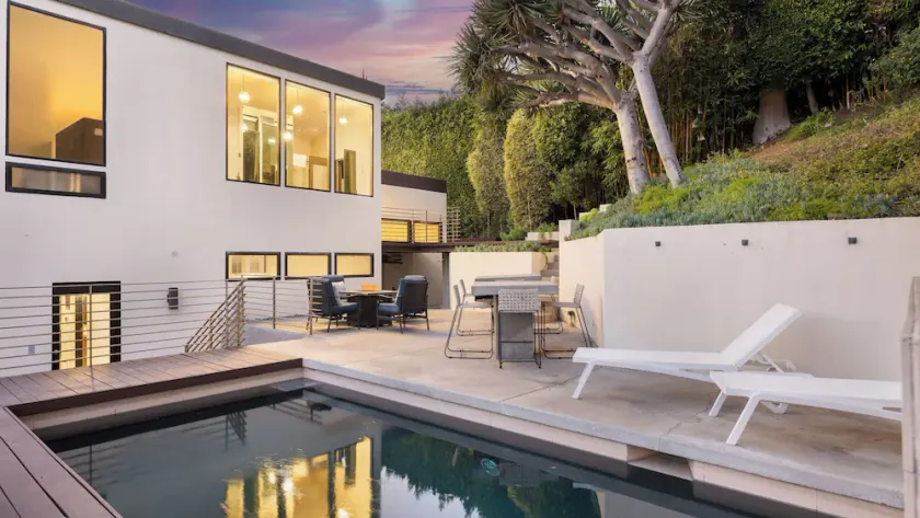 Kings Road West Hollywood Luxury Pool, Views, Firepit, Modern Design - Image 1
