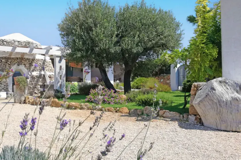 Sea villa with private pool located in Torre Ovo, Apulia - Image 1
