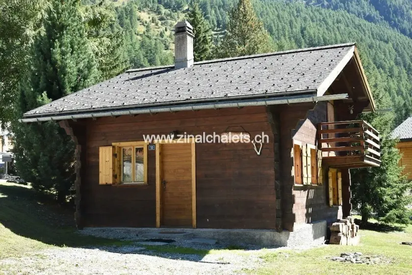 Individual chalet in Zinal - 1 bedroom with a double bed (160x190) - 1 bedroom with 2 beds - living - Image 1