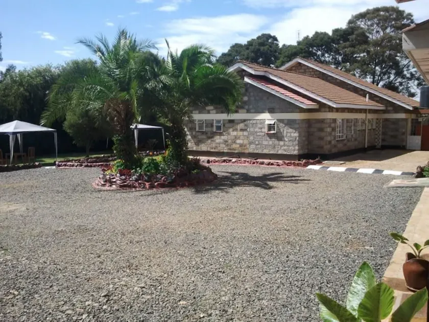 Meg's Guest House - Image 1