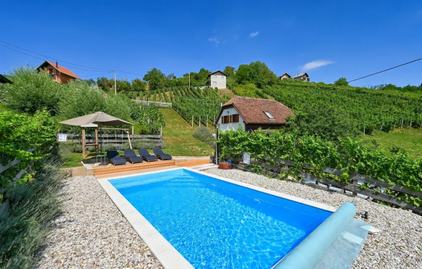 Lovely Home In Vrhi Vinagorski - Image 1