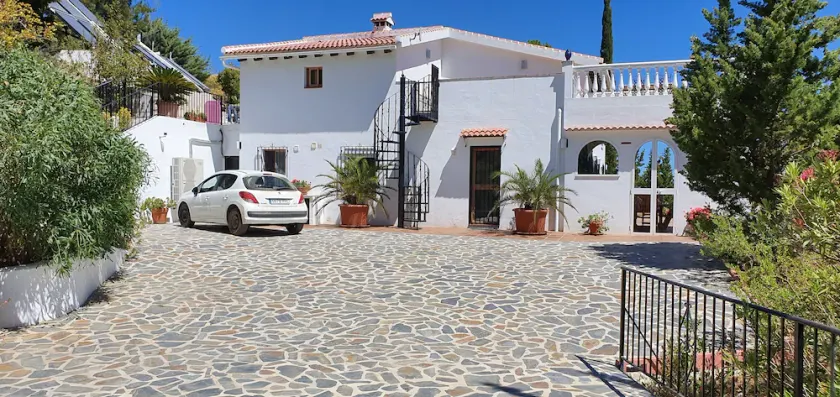 Finca indépendante bien entretenue dans les contreforts de l'Andalousie, rien que pour vous - Image 1