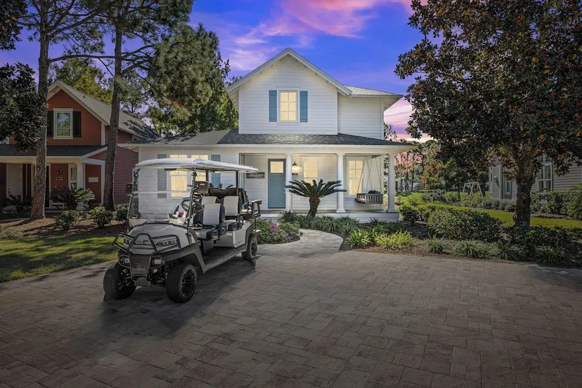 STUNNING LAKE&GOLF COURSE VIEW-golf cart~pool&Hot tub~FREE ACTIVITIES - Image 1
