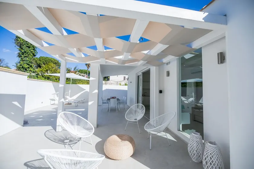 Total White Villa - Entspannendes Erlebnis - Image 1