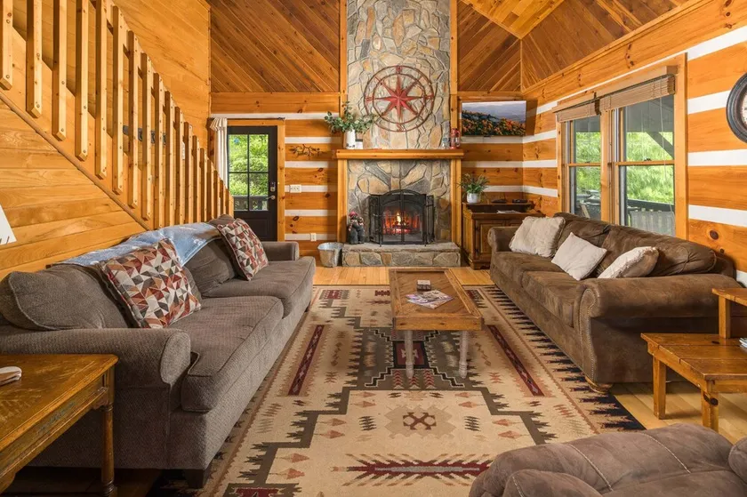 Mountain-view Boone cabin with hot tub, fireplace & game room. - Image 1