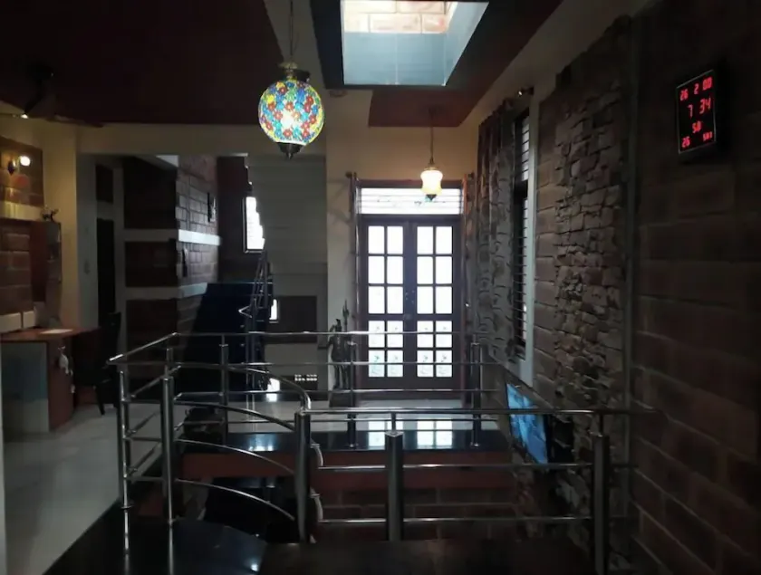 GREN GUEST HOUSE DELUXE 1 BR Apt HSR BLR - Image 1