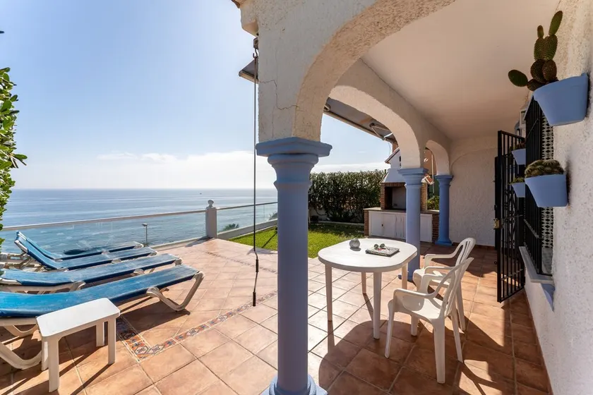 Ferienhaus '1 Frente al Mar' mit Meerblick, WLAN und Klimaanlage - Image 1